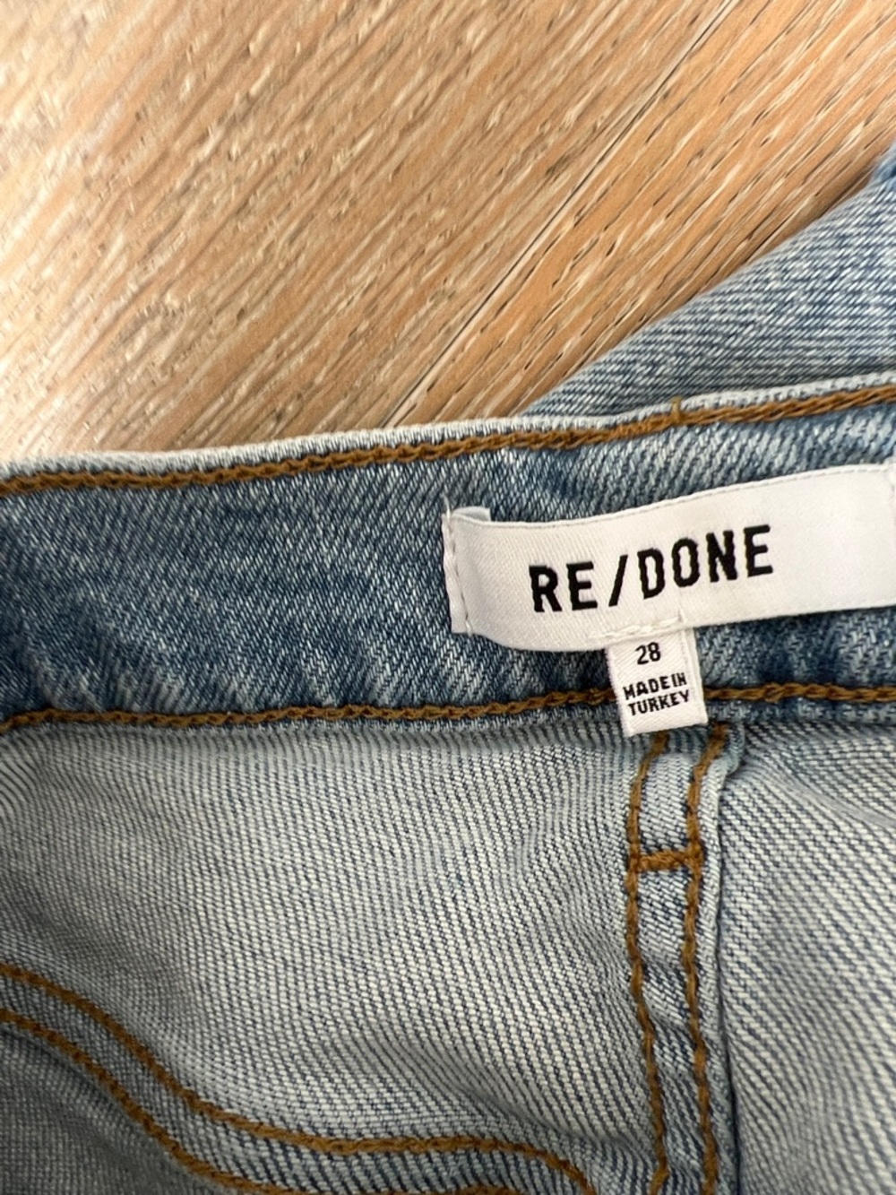 RE/DONE Mid Rise wide Leg Crop 28 29 - Picture 7 of 10